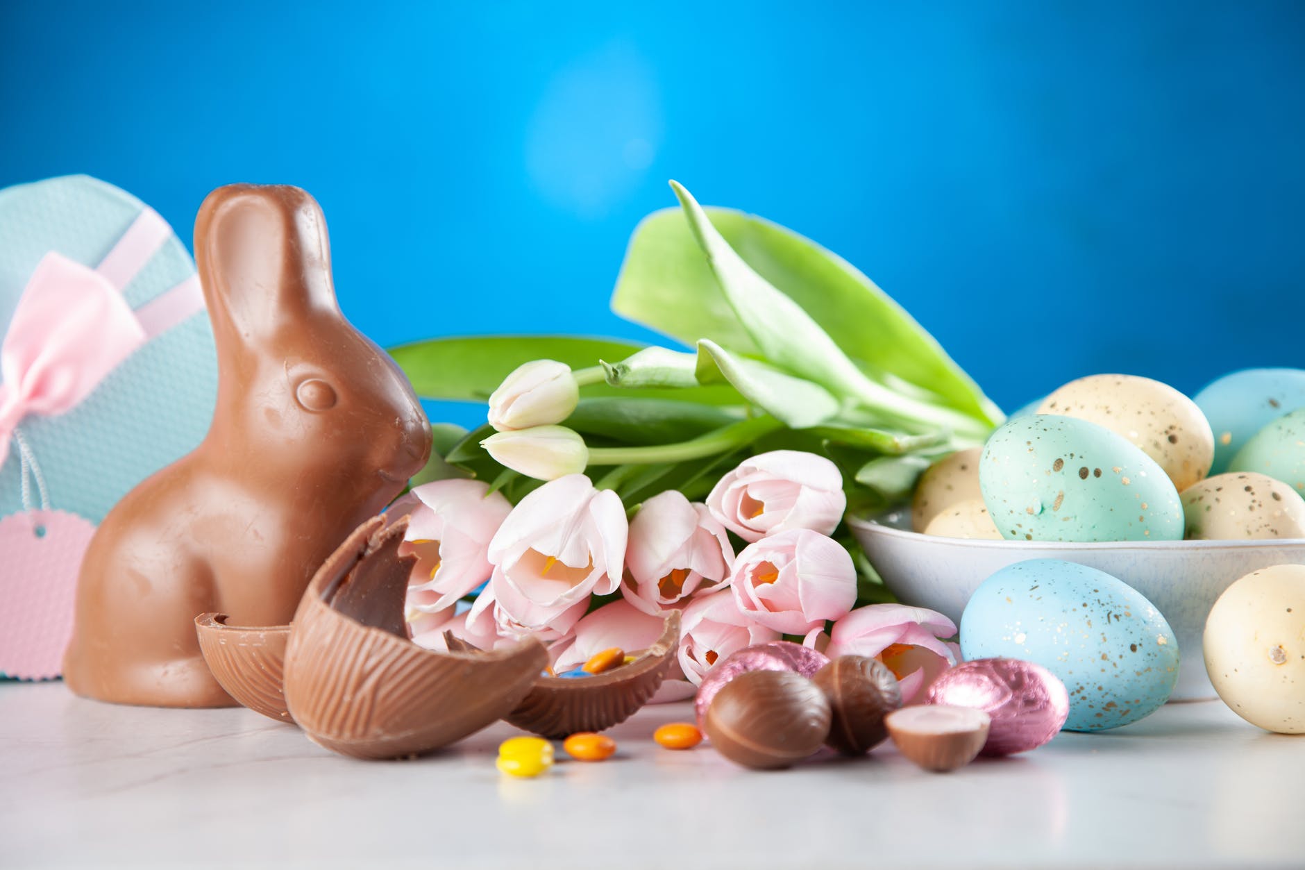 How To Decorate Your Home This Easter, When Should You Decorate Your Home For Easter